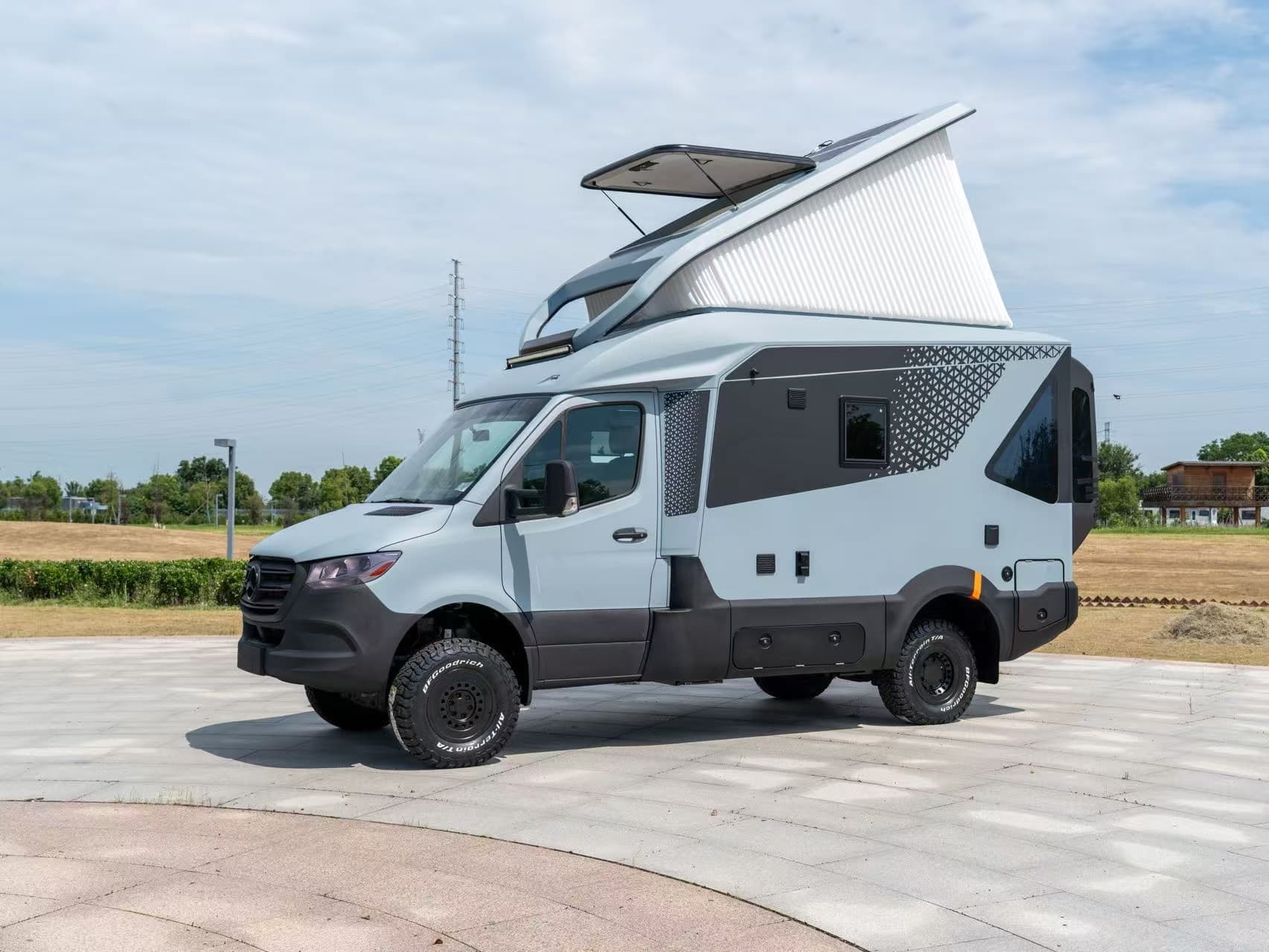 Expedition vehicle system design and solutions - implementation detail 1